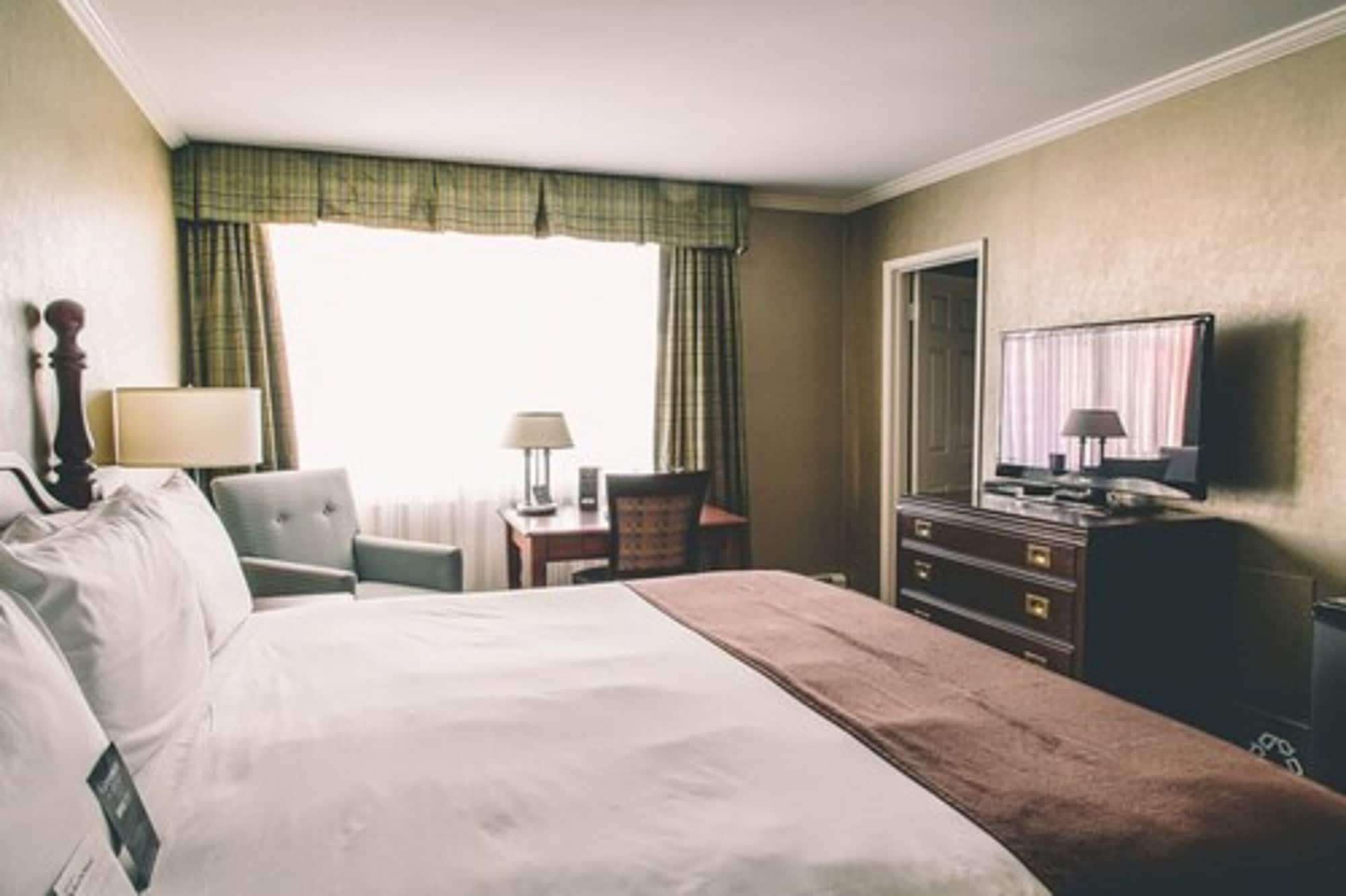 The Hotel On Pownal Charlottetown Eksteriør bilde